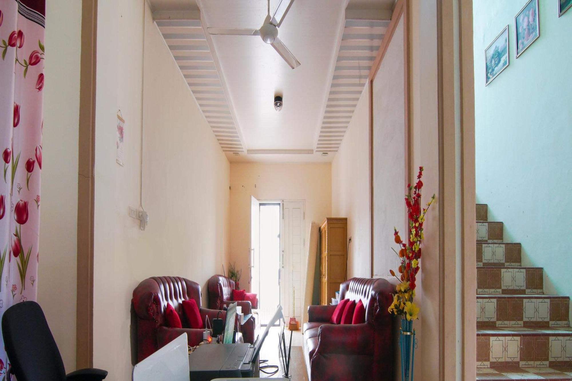 Oyo 92924 Kalista Syariah Hotel 2*
